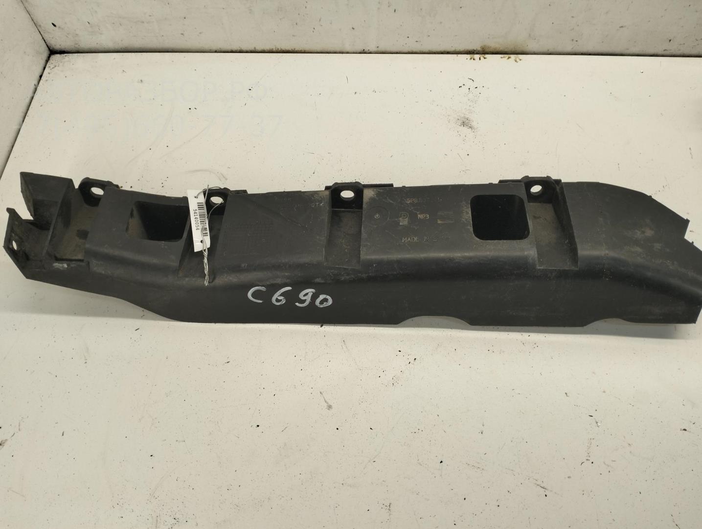 Кронштейн заднего бампера левый