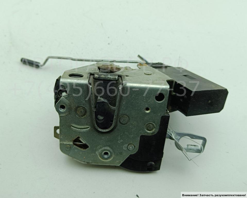 Замок двери передней правой