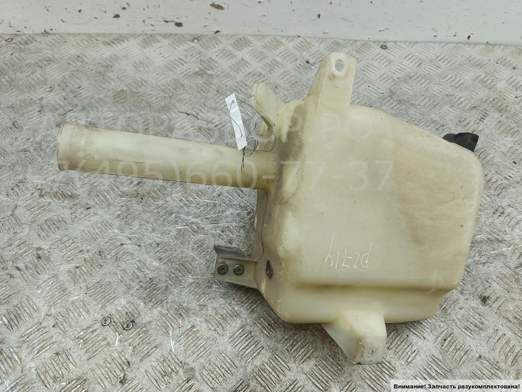 Бачок омывателя лобового стекла