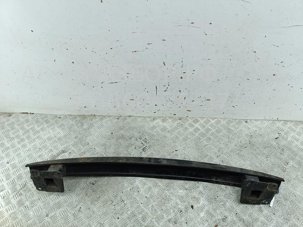 Усилитель заднего бампера