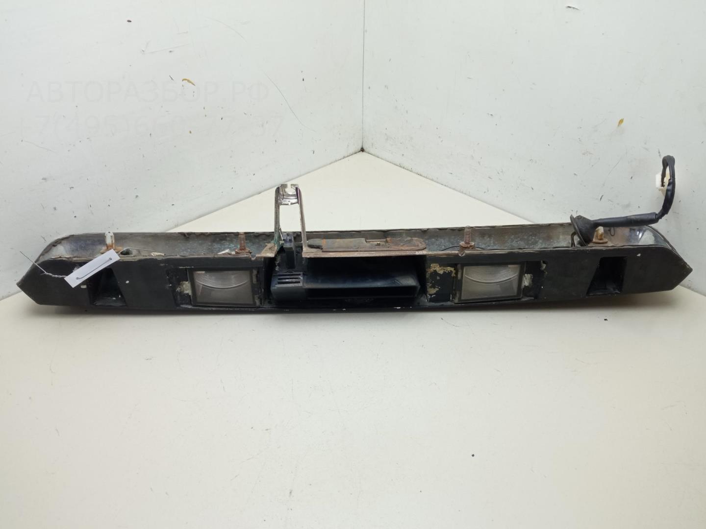 Накладка крышки багажника