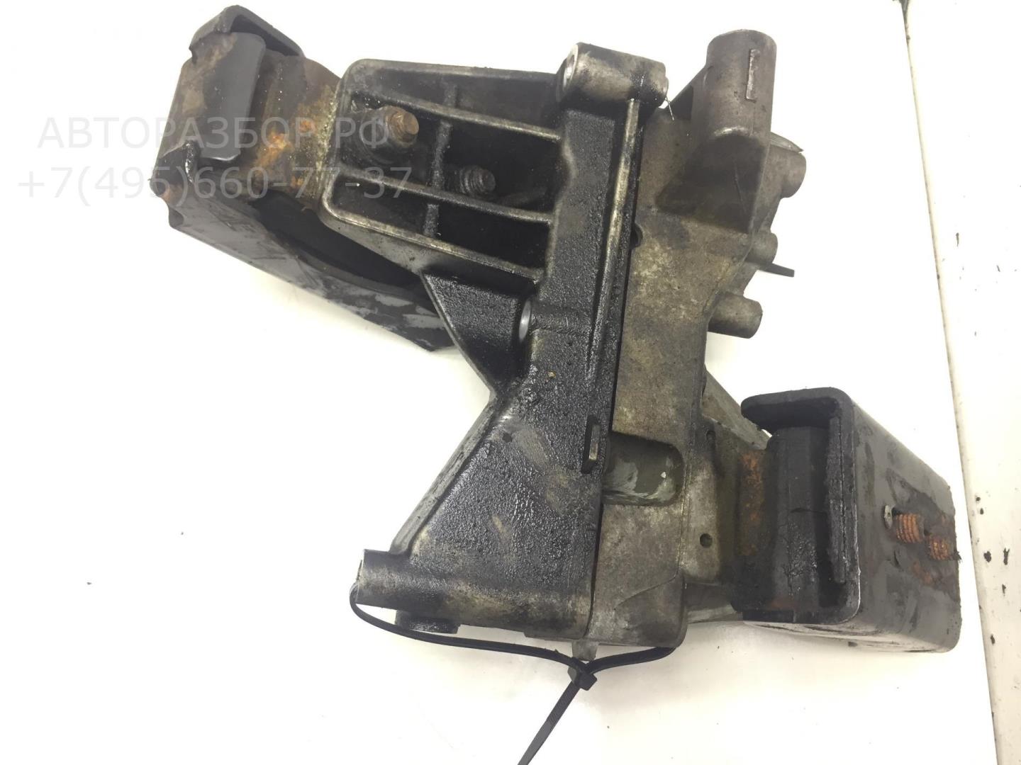 Опора двигателя