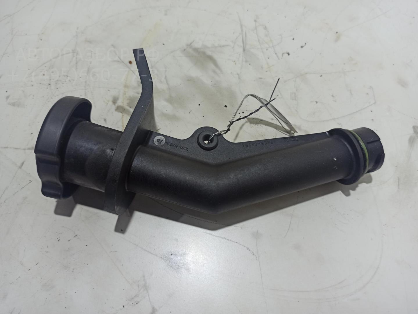 Маслозаливная горловина