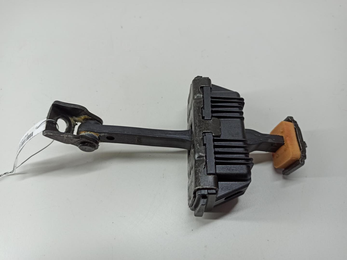 Ограничитель двери