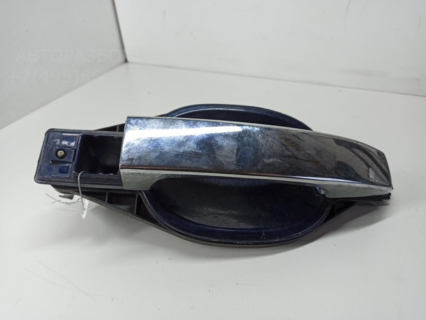 Ручка двери передней наружная правая