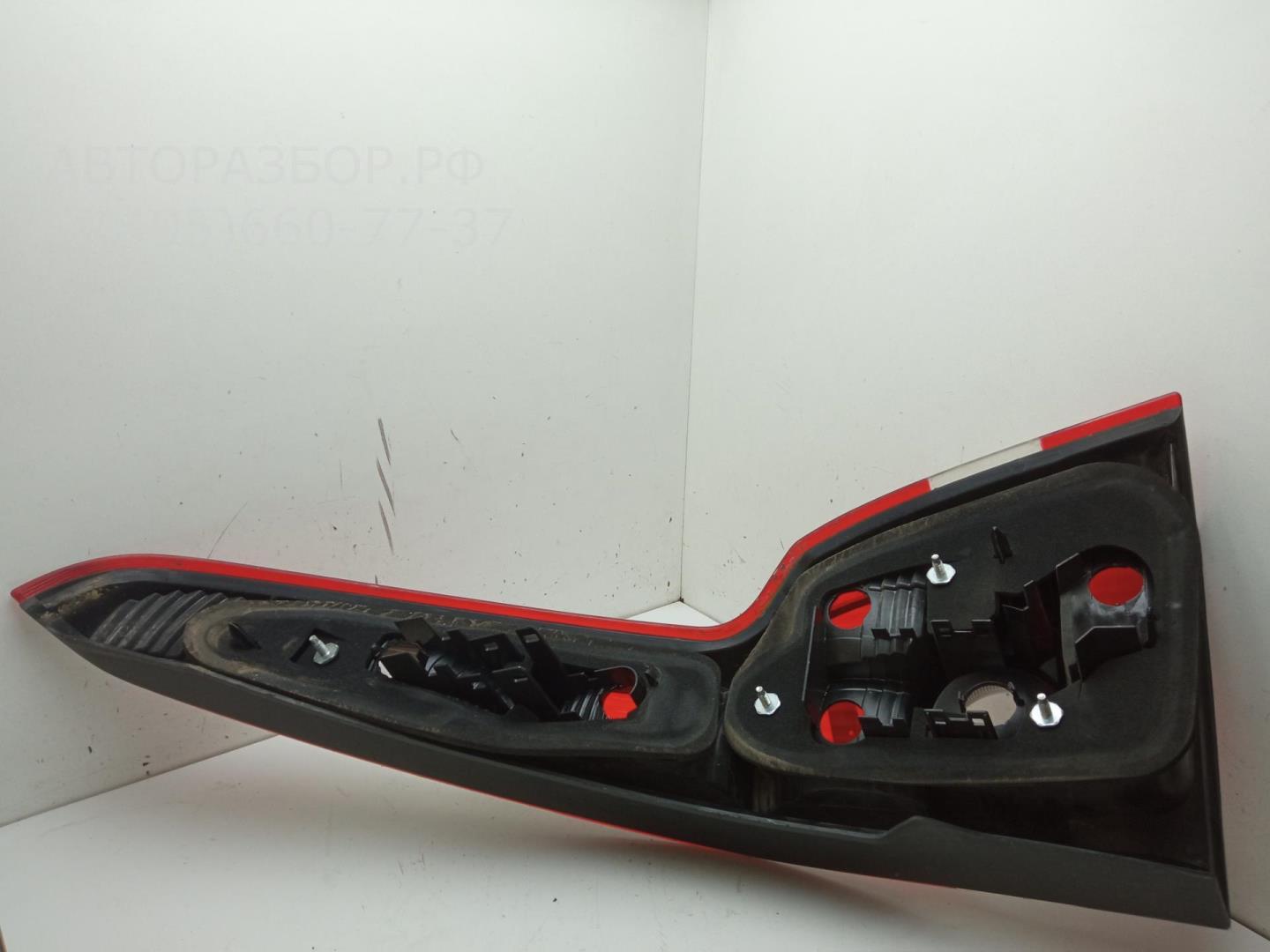 Фонарь задний левый