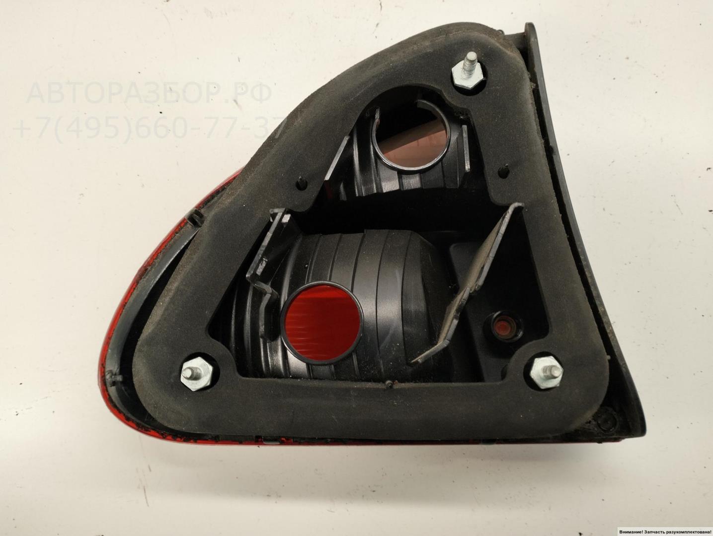 Фонарь задний правый