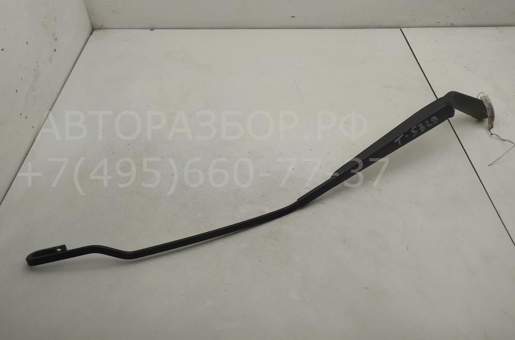 Поводок стеклоочистителя передний правый