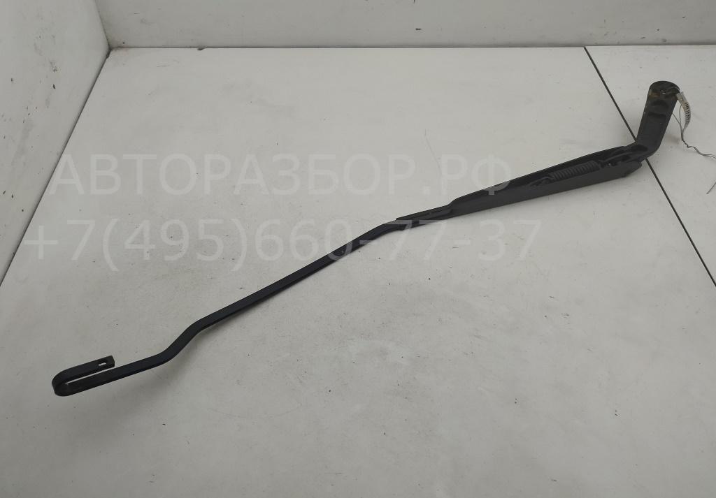 Поводок стеклоочистителя передний правый
