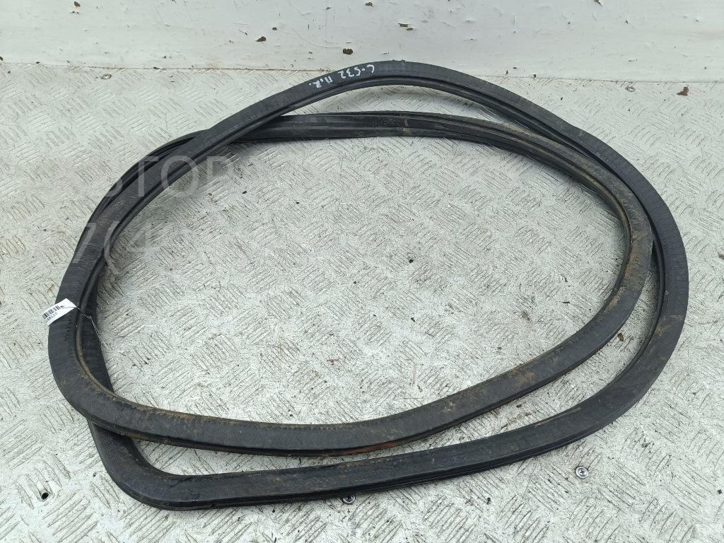 Уплотнитель двери