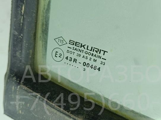 Стекло двери передней правой (форточка)