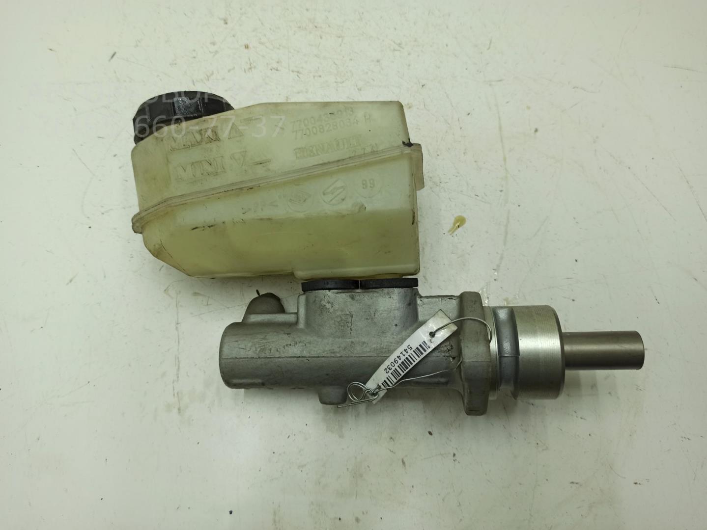 Цилиндр тормозной главный