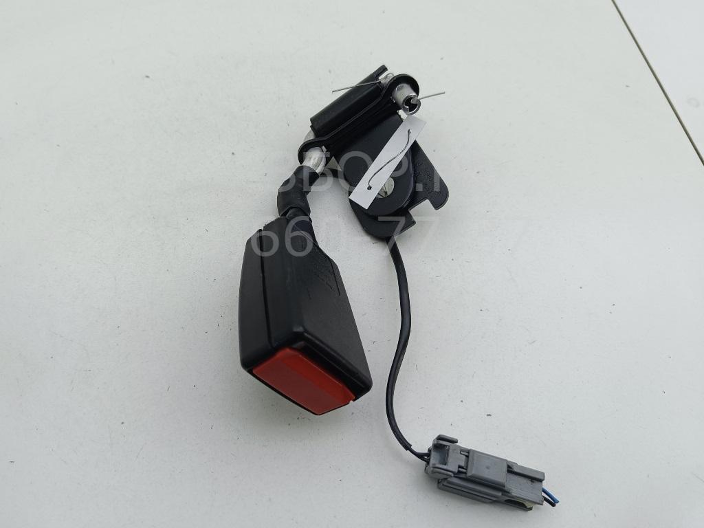 Ответная часть ремня безопасности