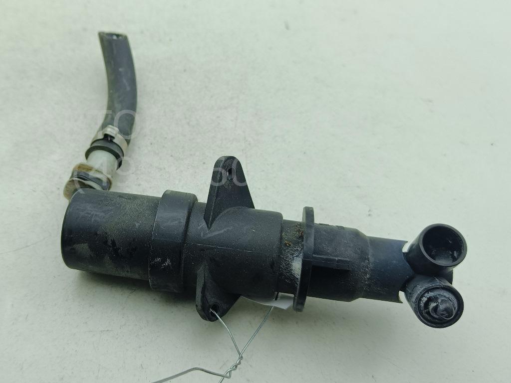 Форсунка омывателя фары
