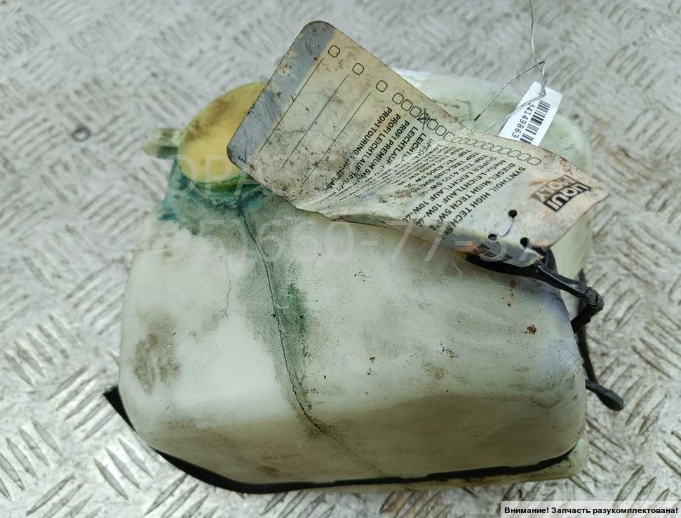 Бачок омывателя лобового стекла