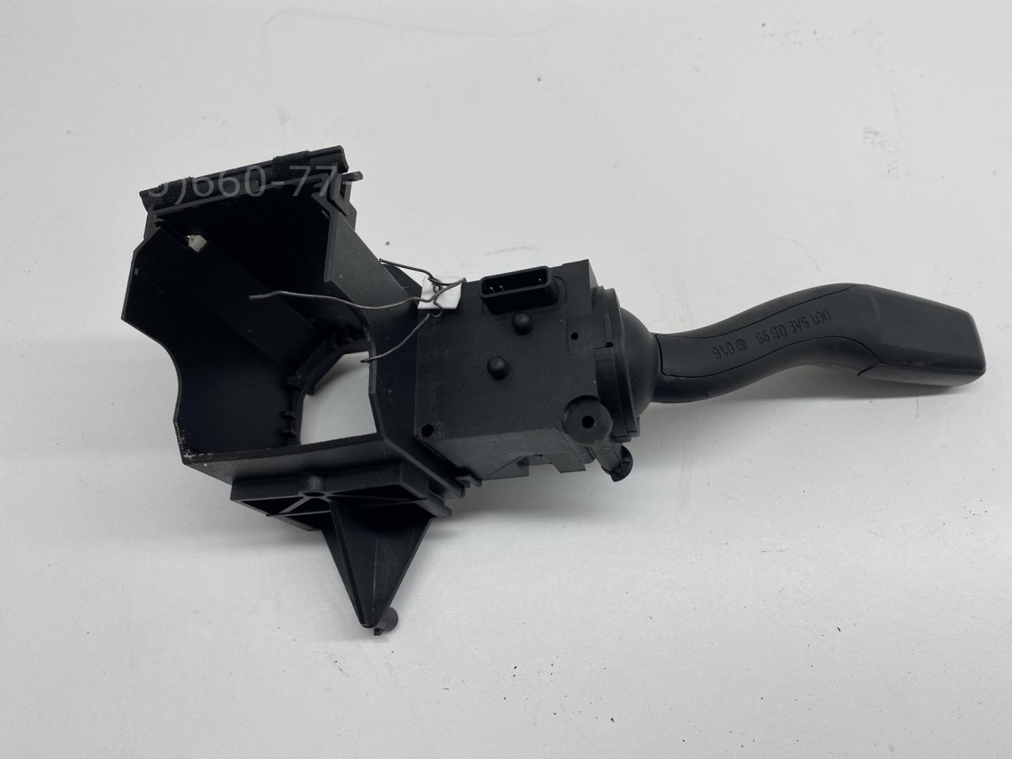 Переключатель поворотов подрулевой