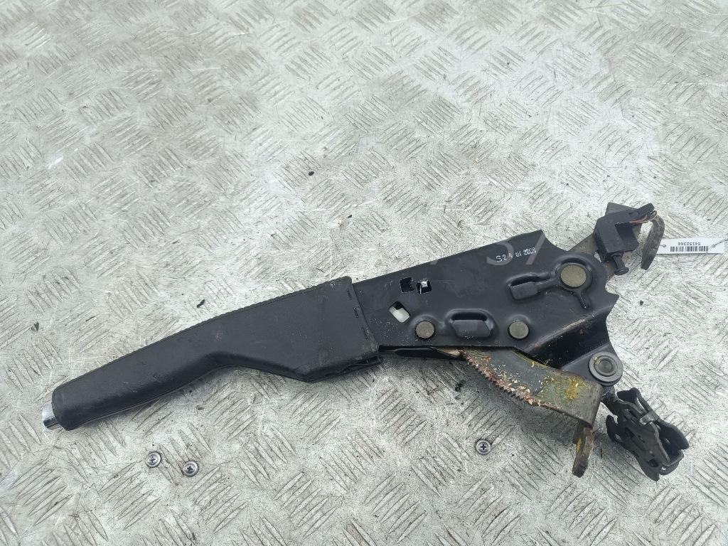 Рычаг стояночного тормоза