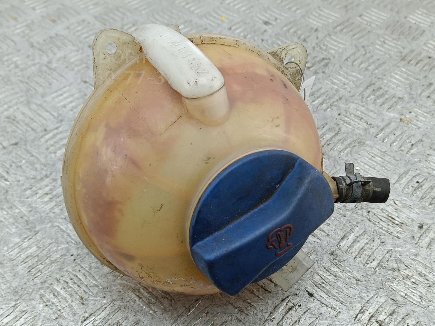 Бачок расширительный