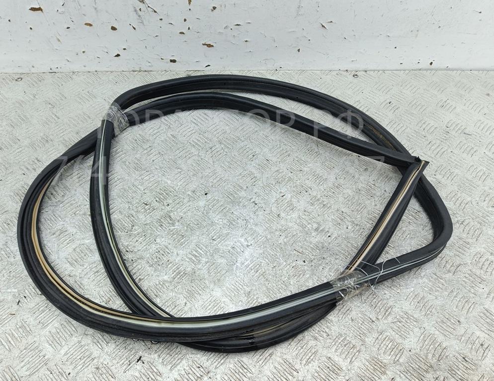 Уплотнитель двери