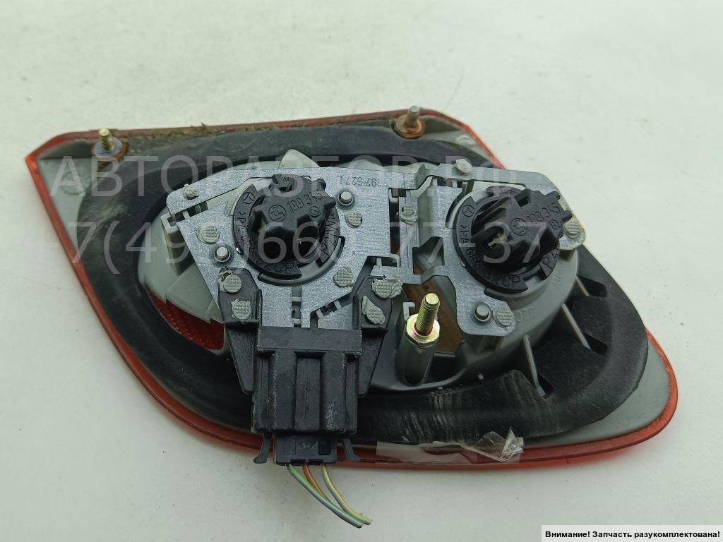 Фонарь задний внутренний левый