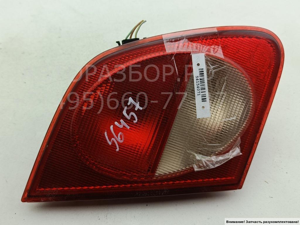 Фонарь задний внутренний левый