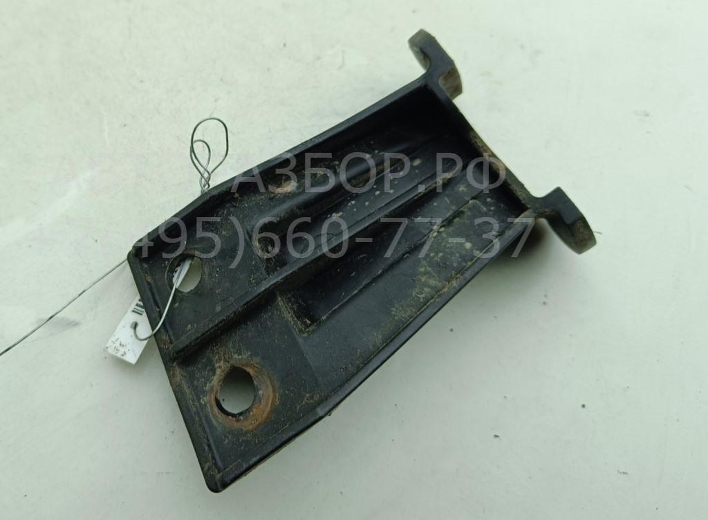 Кронштейн заднего бампера правый