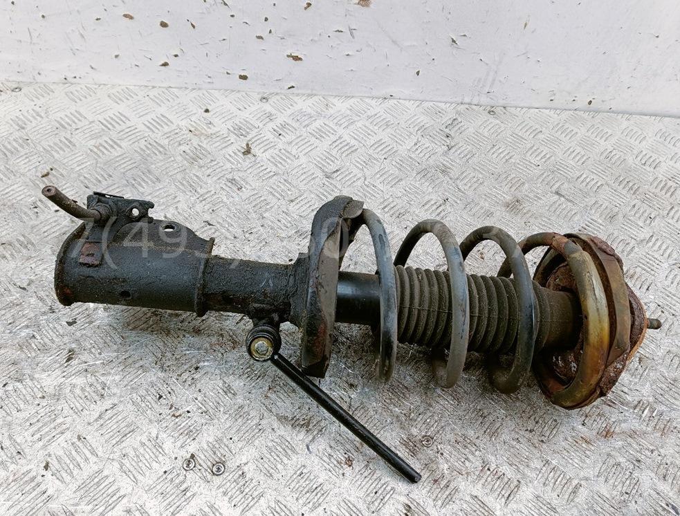 Амортизатор передний правый