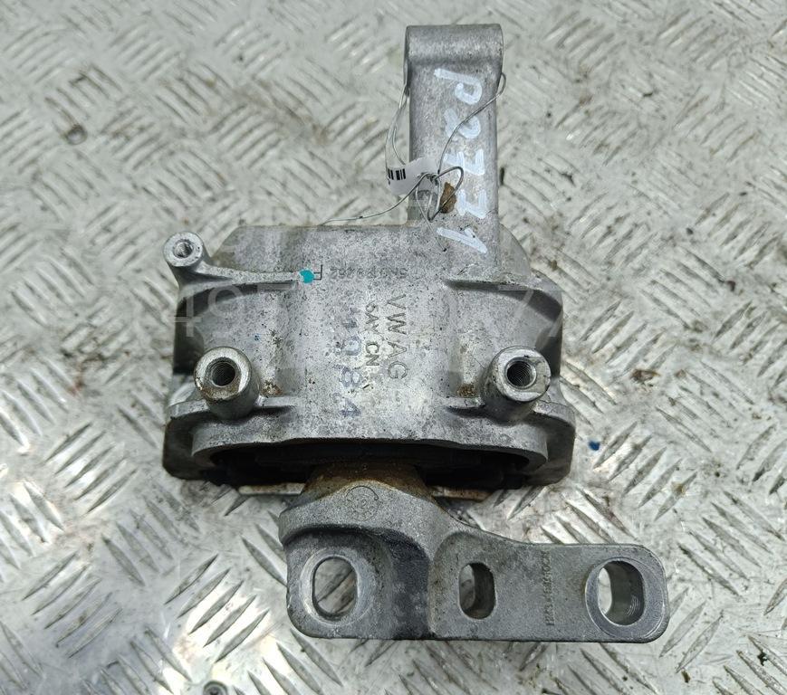 Опора двигателя