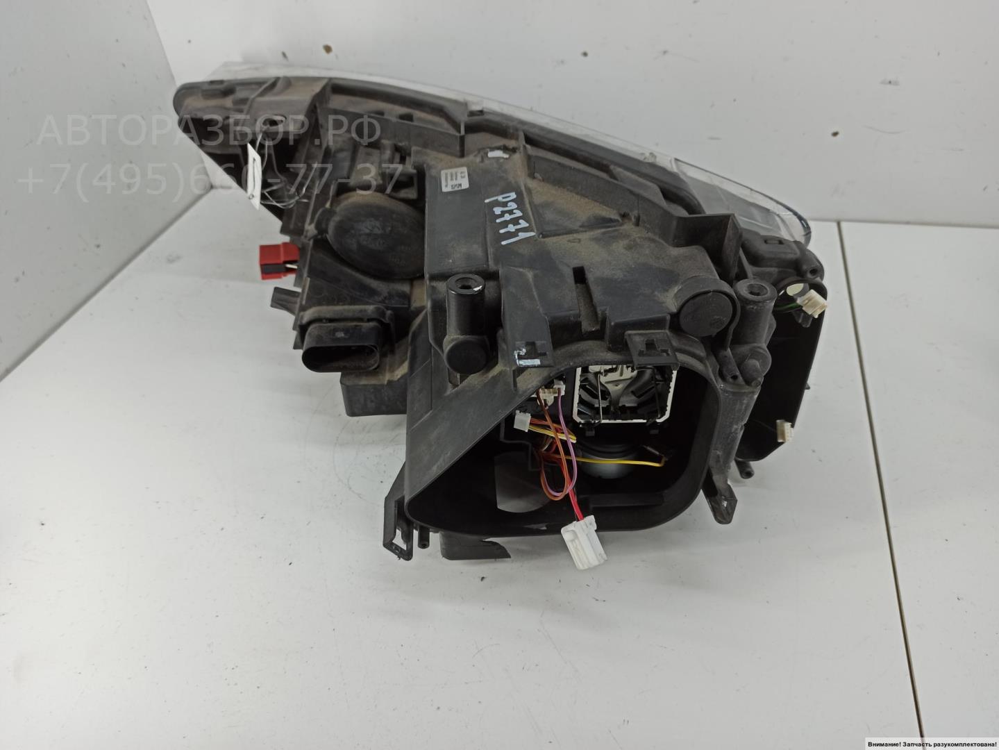 Фара правая