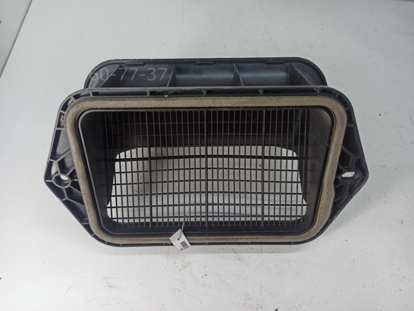 Корпус салонного фильтра