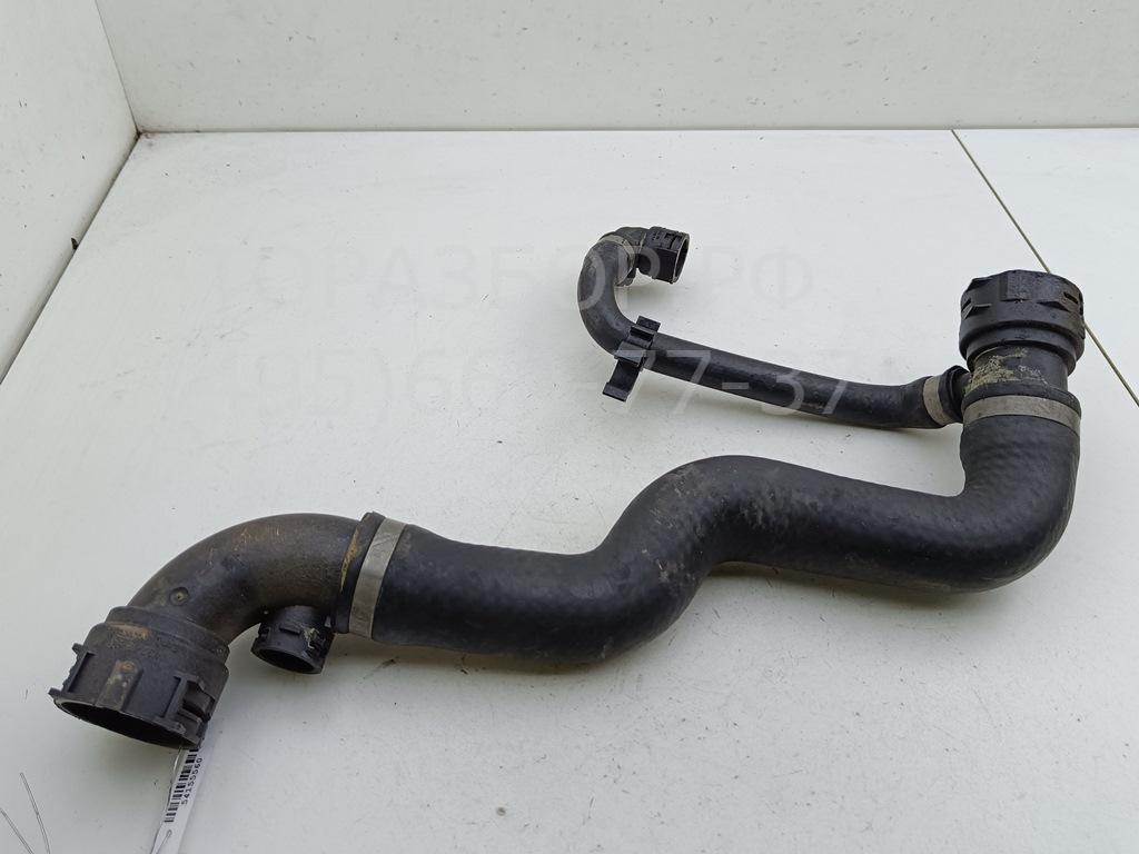 Патрубок радиатора