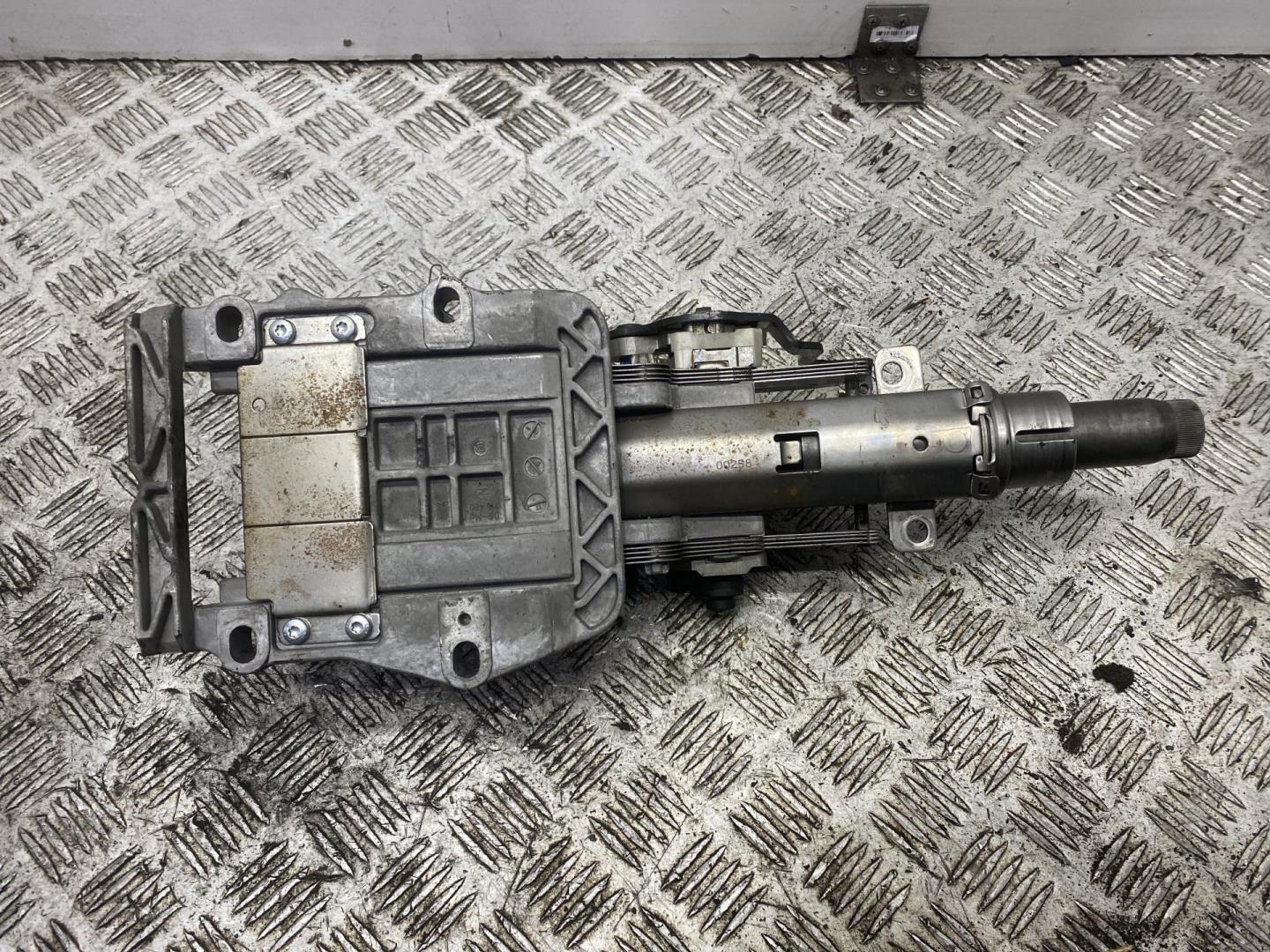 Колонка рулевая