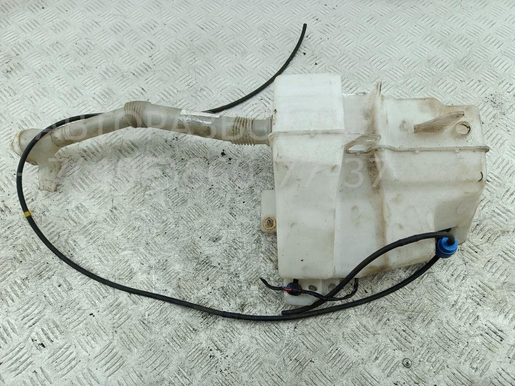 Бачок омывателя лобового стекла