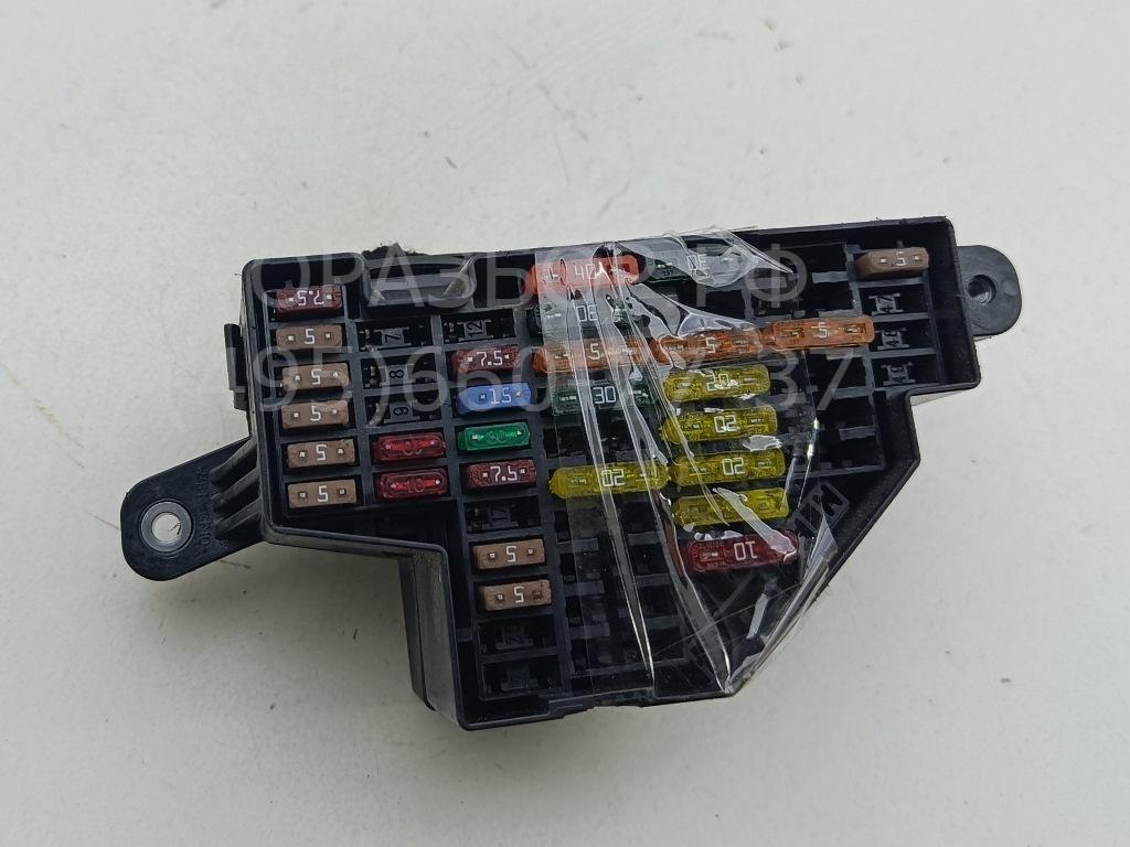 Блок предохранителей