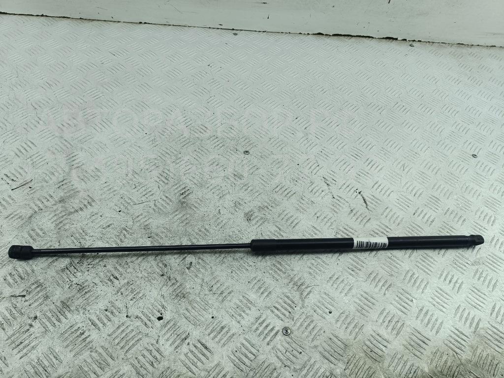 Амортизатор капота