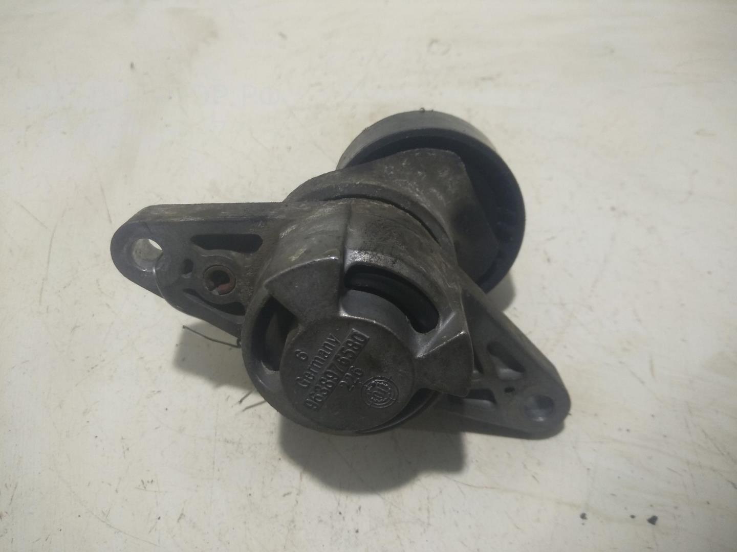 Механизм натяжения ремня ГРМ