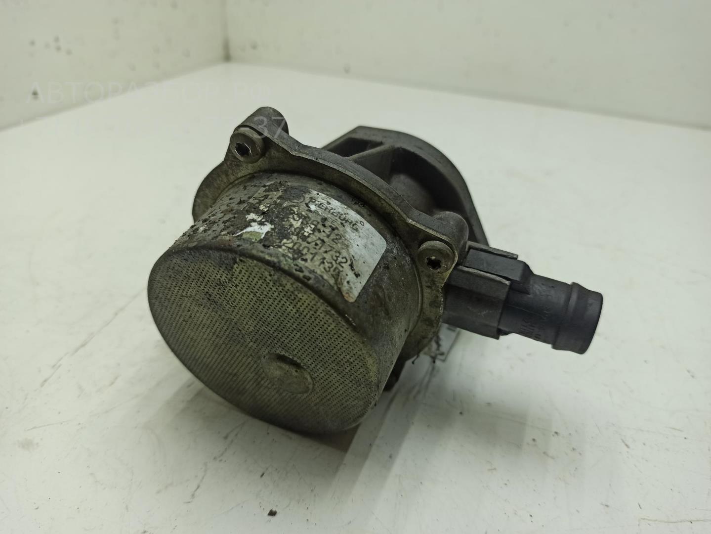 Насос вакуумный