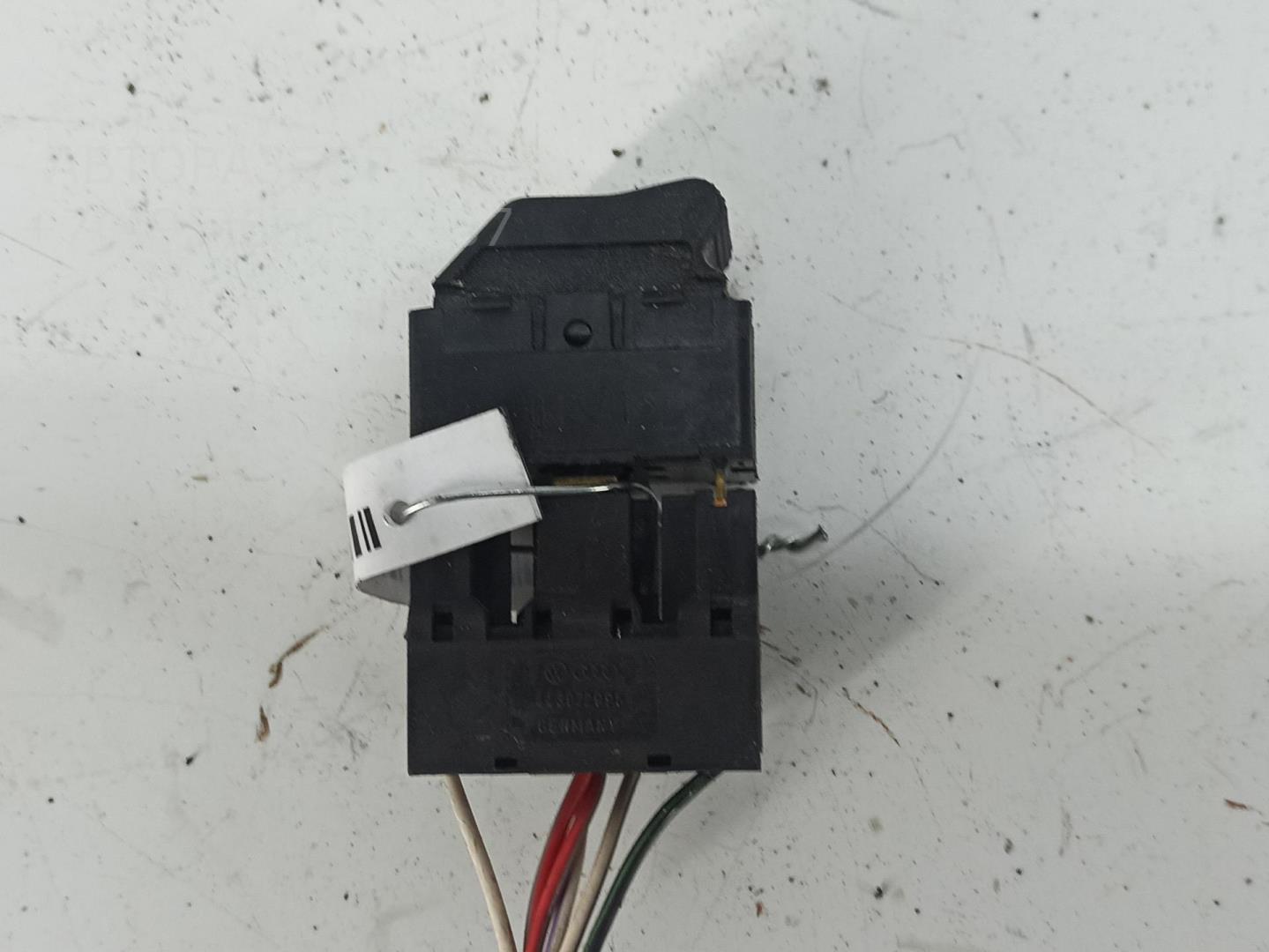 Кнопка стеклоподъемника