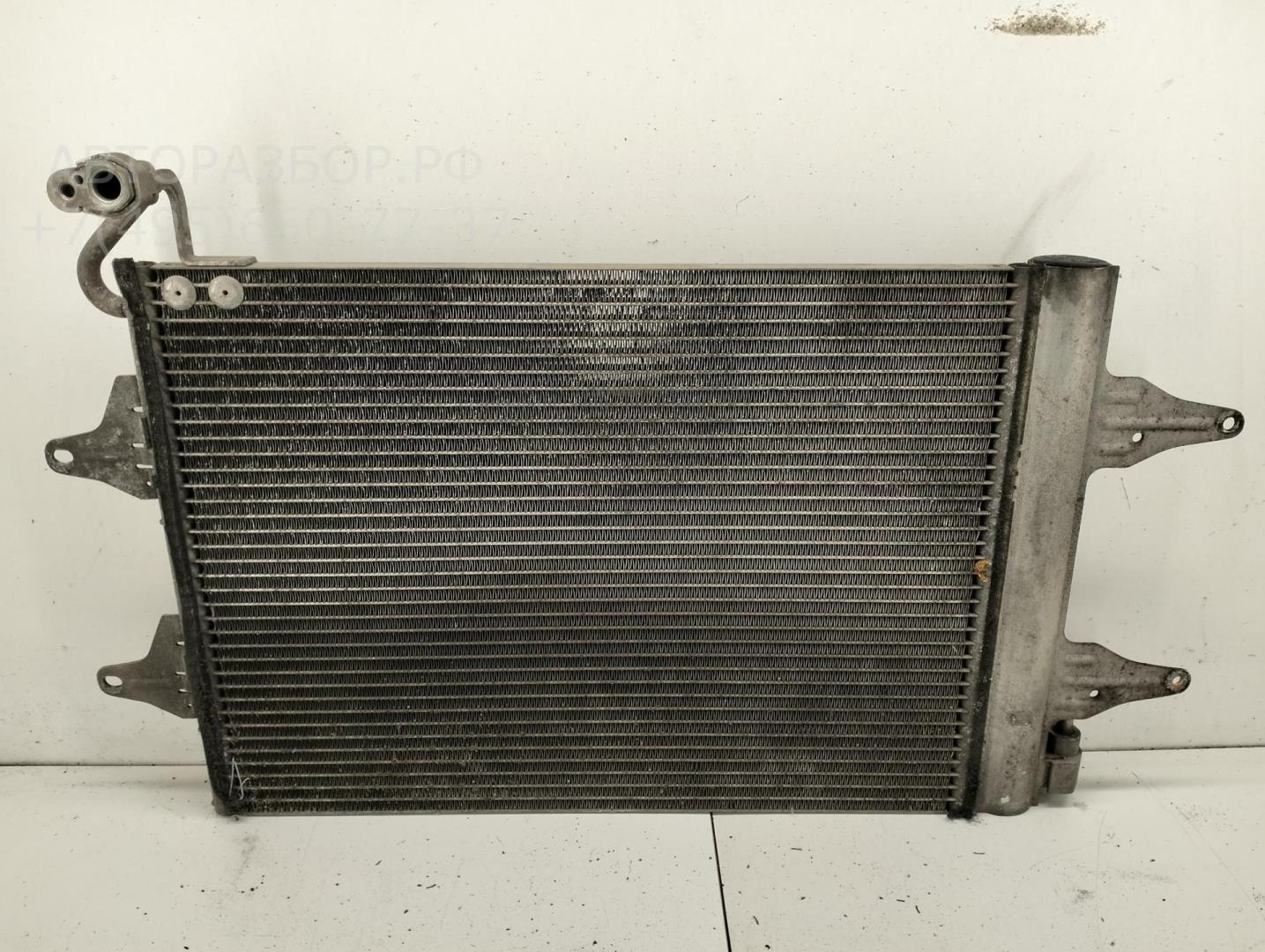 Радиатор кондиционера / конденсер