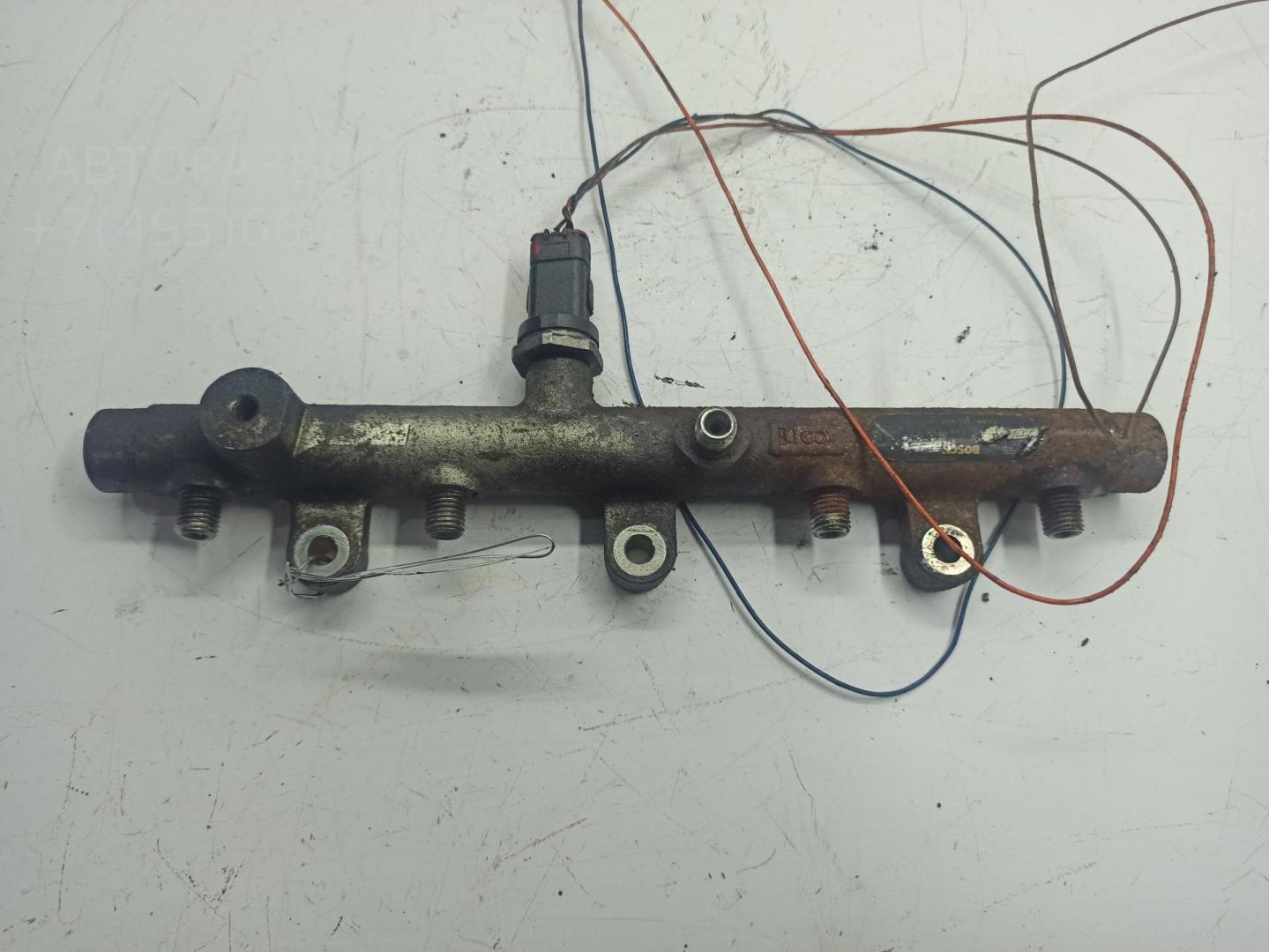 Рейка топливная (рампа)