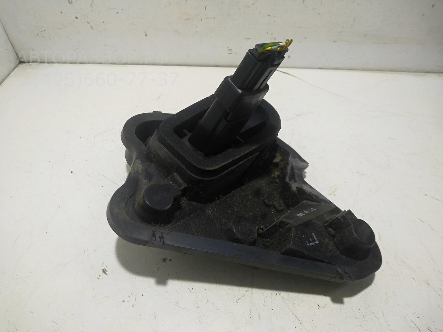 Плата заднего фонаря левого