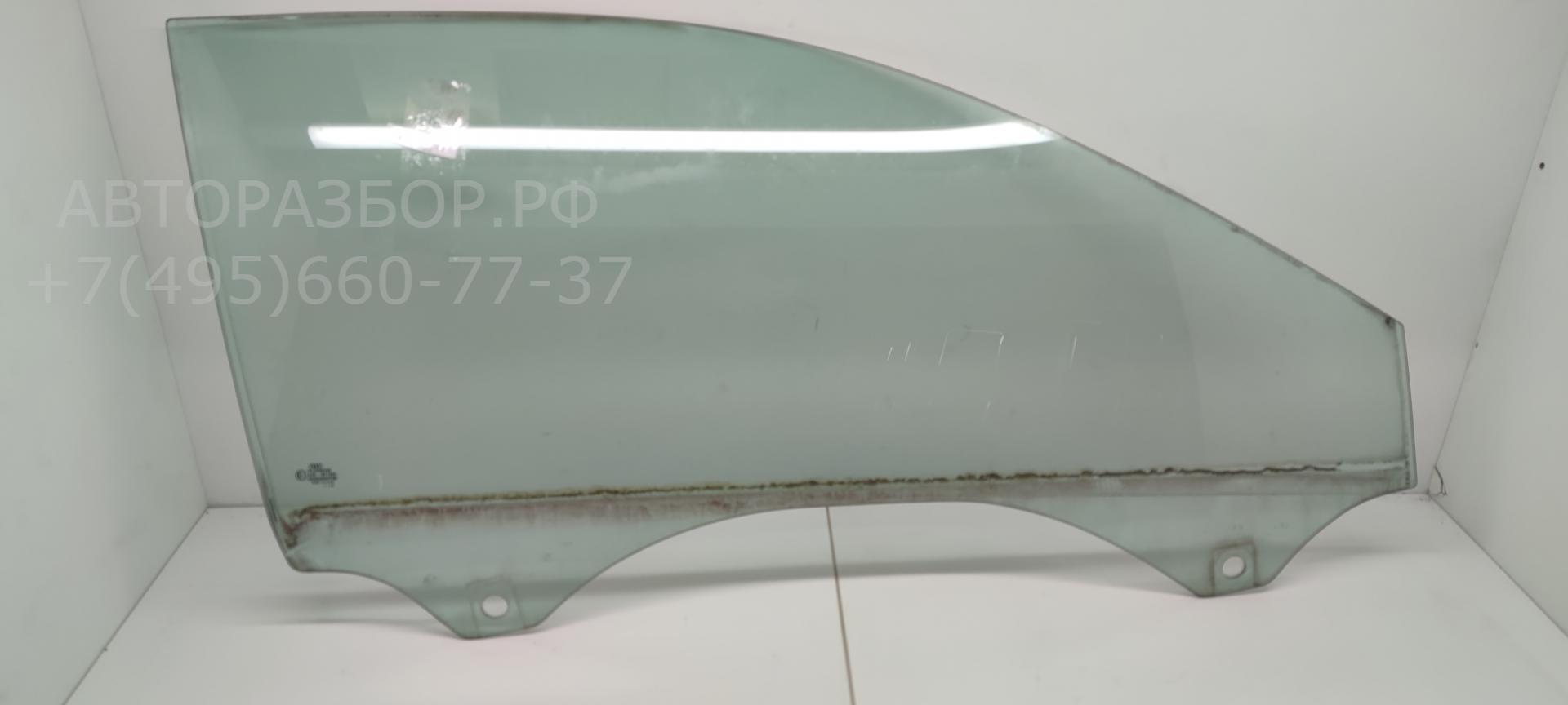 Стекло двери передней правой