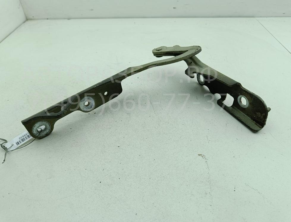 Петля капота левая