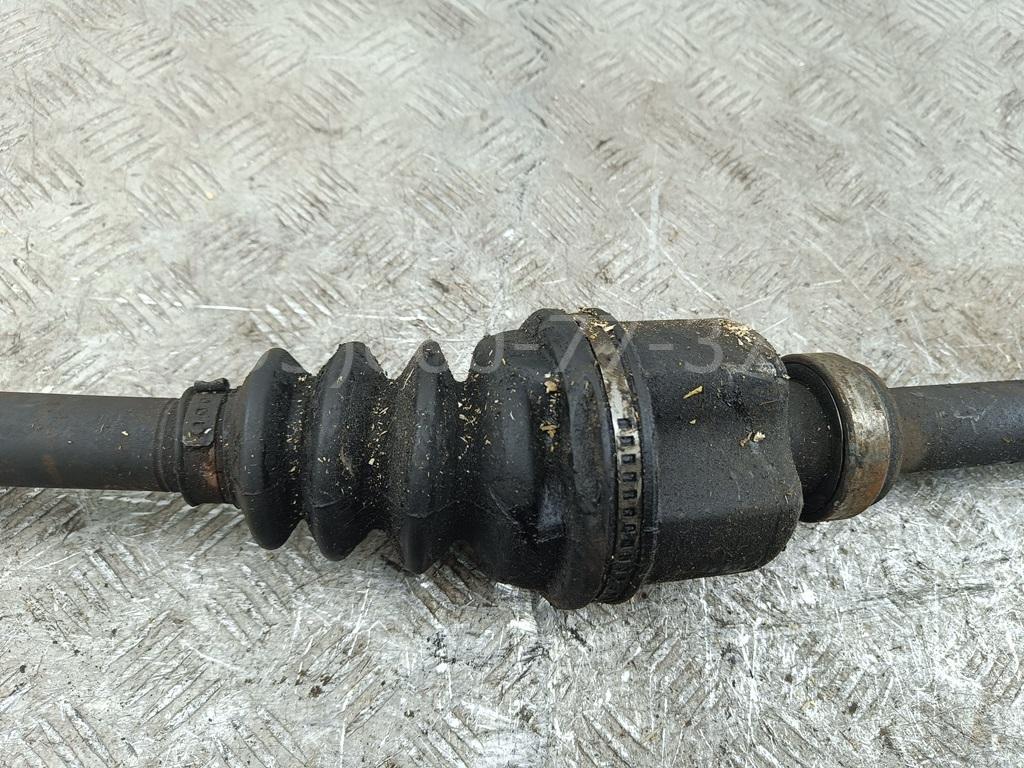 Полуось передняя правая