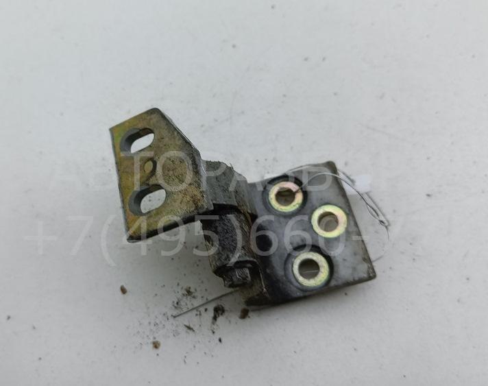 Петля двери