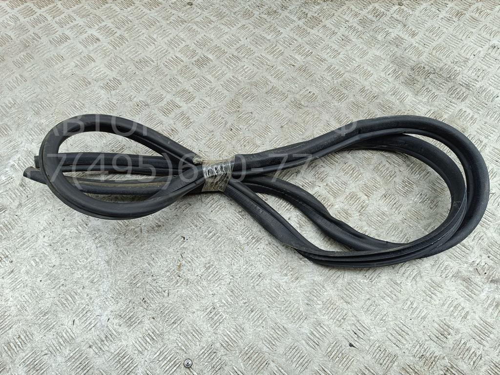 Уплотнитель двери