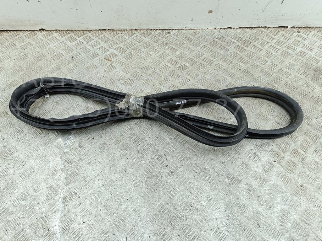 Уплотнитель двери