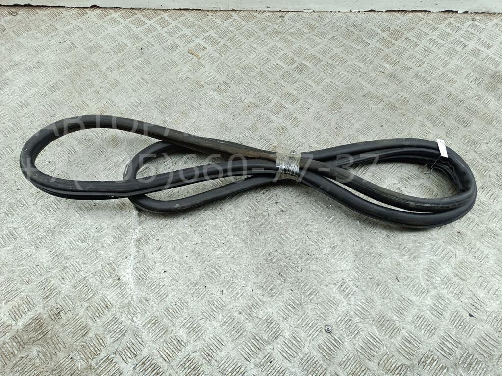 Уплотнитель двери