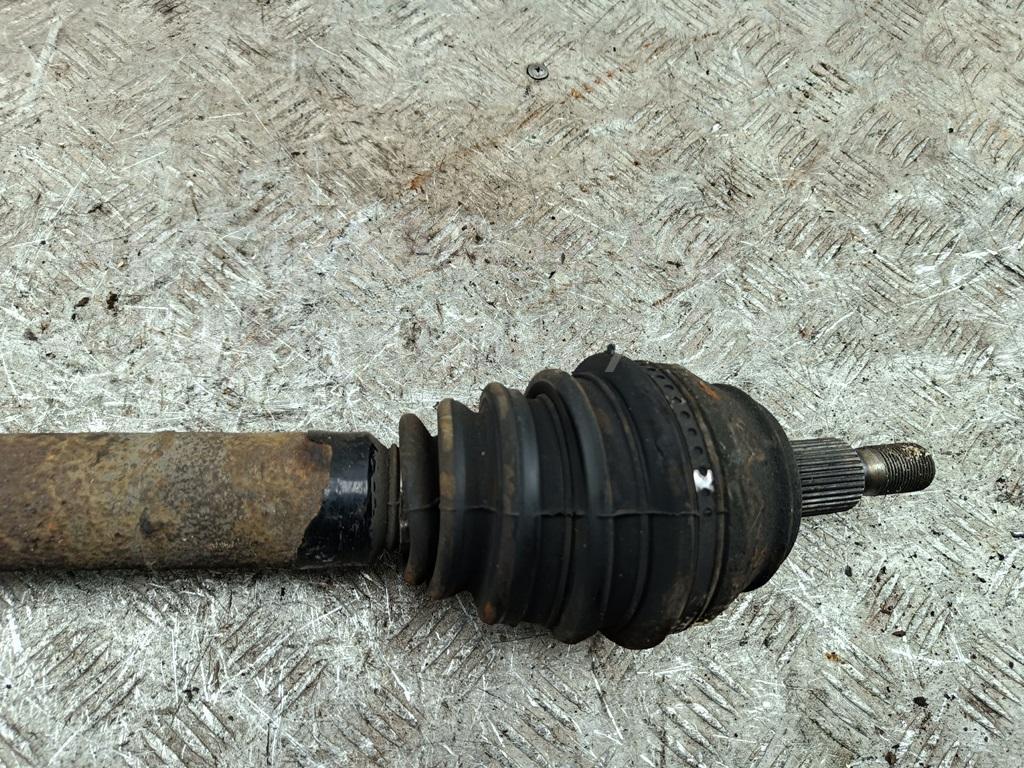 Полуось передняя правая