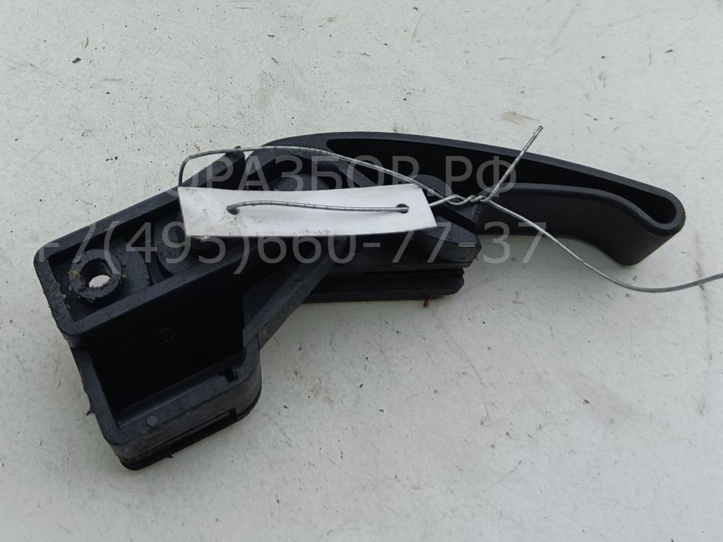 Ручка открывания капота